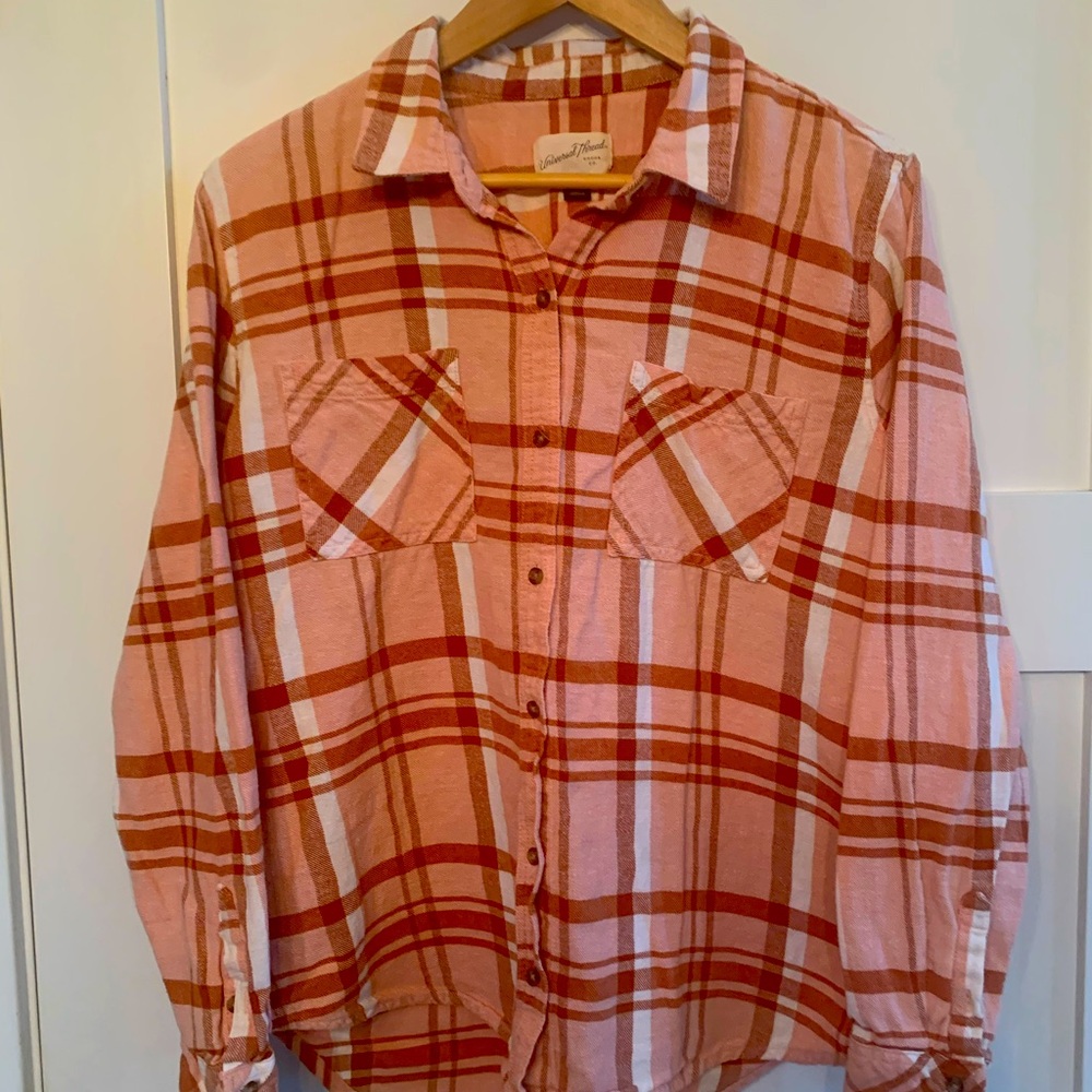Universal Threads - Women’s Flannel , Size L, long sleeve shirt